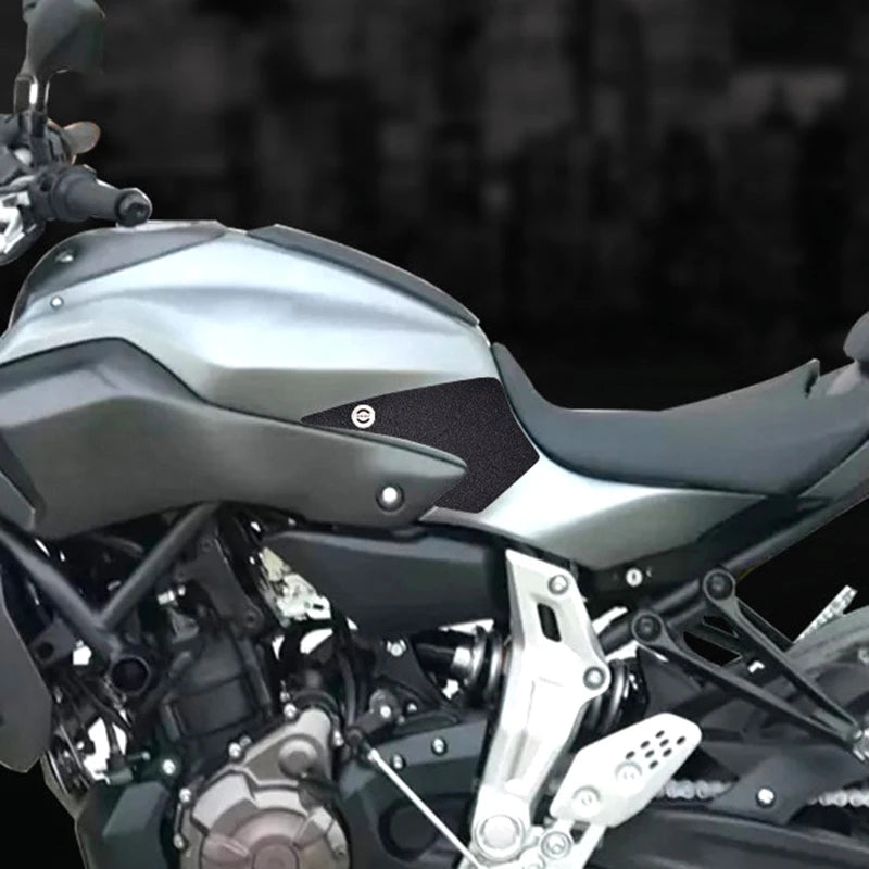Pegatina-de-decoraci-n-antideslizante-para-tanque-de-combustible-de-motocicleta-YAMAHA-MT07-2014-2021-Protector.jpg_