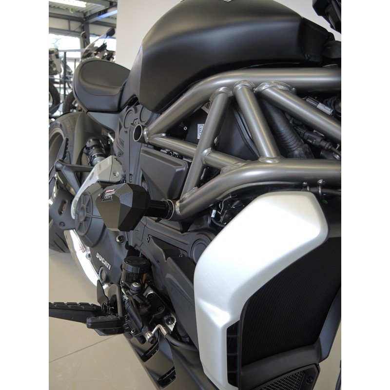 padaci-slidery-sld-ducati-x-diavel-s-d16sd (1)